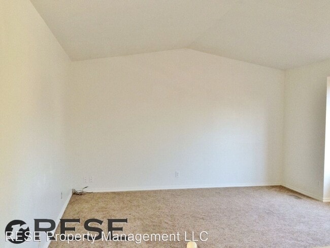 Building Photo - 4 br, 1.5 bath House - 3939 W 5820 S