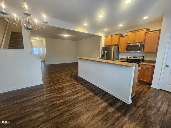 Building Photo - 41 Hawkstone Dr