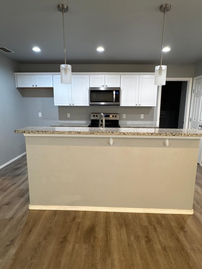 Building Photo - 8522 11th St