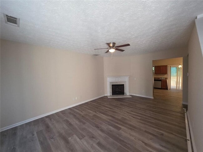 Building Photo - 3856 Shenfield Dr