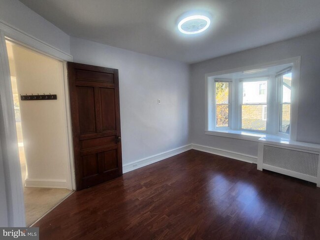 Building Photo - 6709 N 6th St