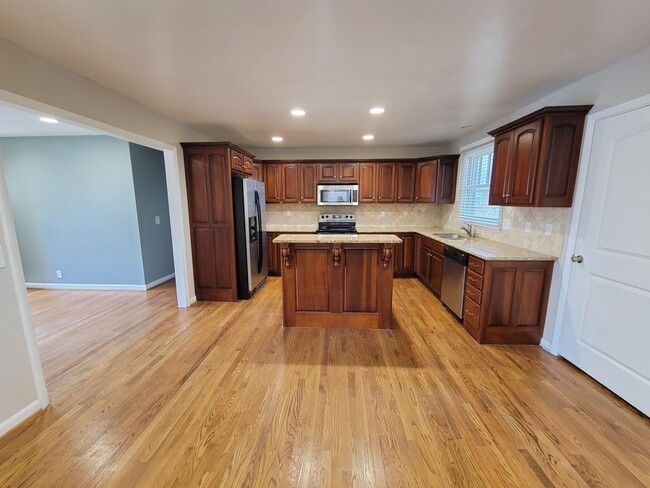 Building Photo - Nashville Rental with One Level Living and...