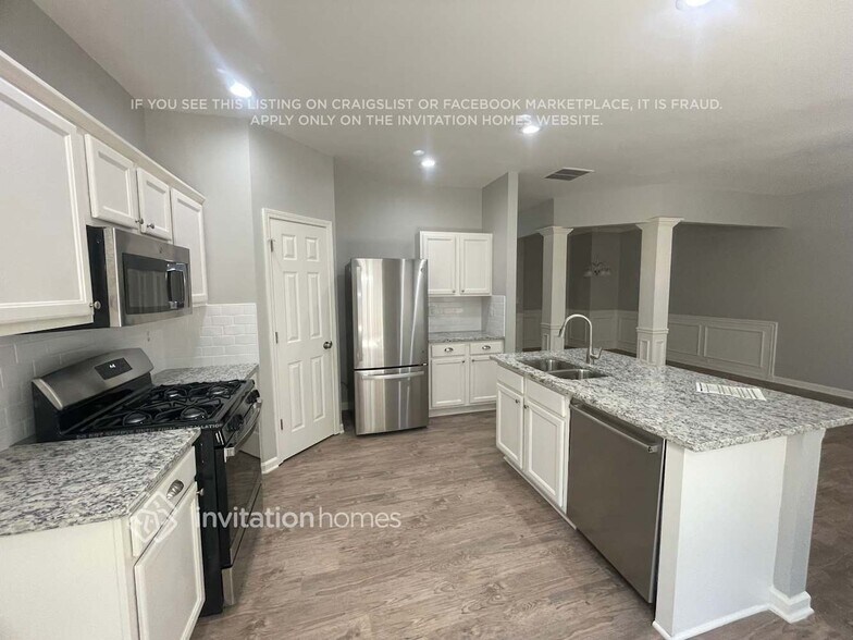 Building Photo - 1905 Lake Heights Cir NW