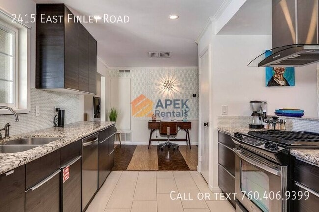 Building Photo - 2415 E Finley Rd