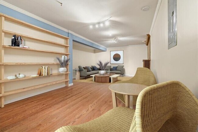 Building Photo - 612 Hunting Creek Rd