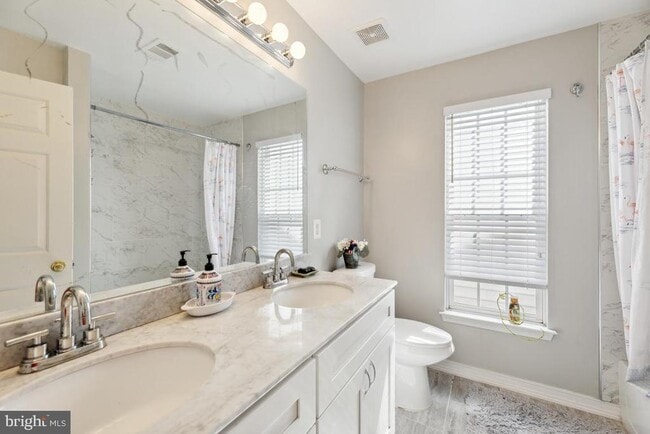 Building Photo - 9168 Stonegarden Dr