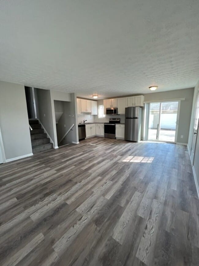 Building Photo - 5441 Deforest Dr