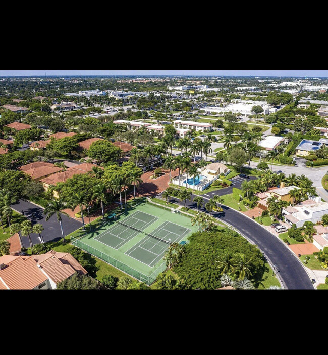 Tennis Courts and Pikle Ball - 270 Captains Walk