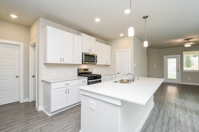 Building Photo - 2022 W Darlington Oak Ct