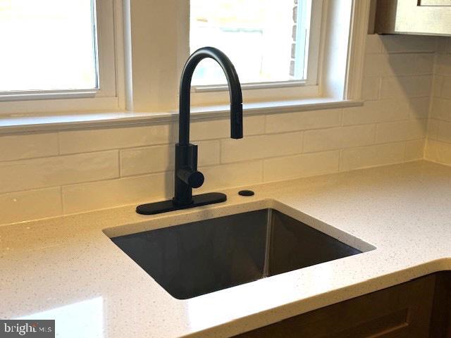 Building Photo - 251 Bannockburn Ave