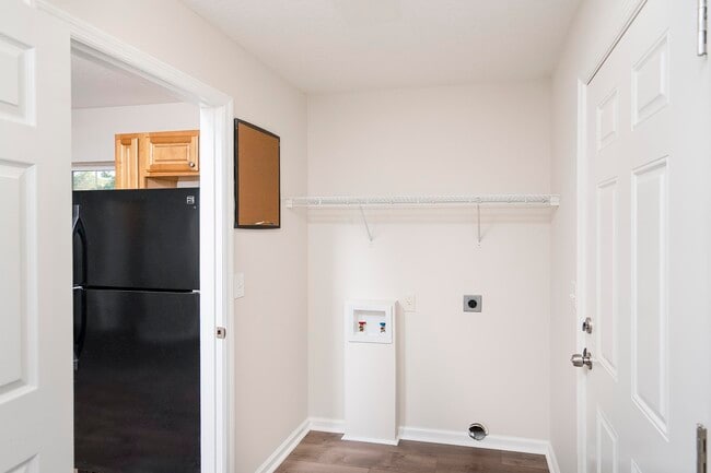 Building Photo - 241 Cantio Ave