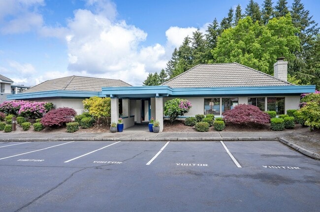 Building Photo - Sweeping waterfront views in this 2-Bedroo...