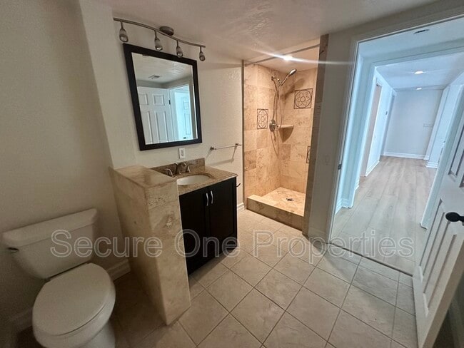 Building Photo - 3880 Via Verde