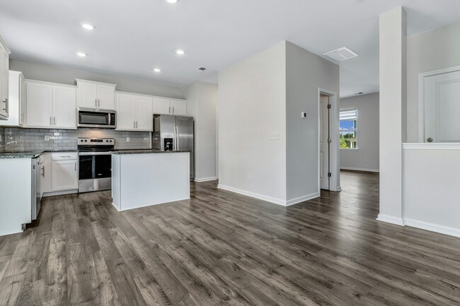 Building Photo - 229 Marathon Ln