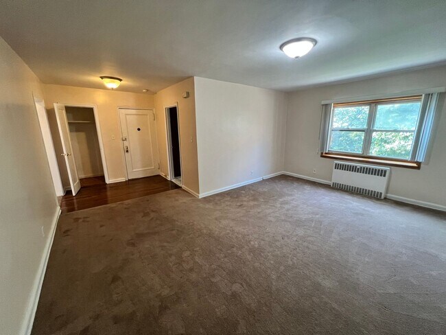 Building Photo - 63-11 110th St