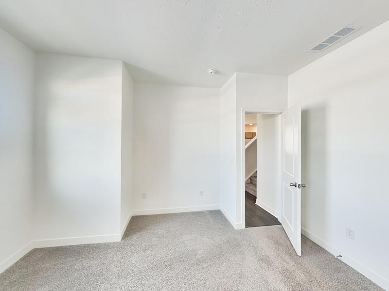 Building Photo - 6199 Rhinecliff Dr