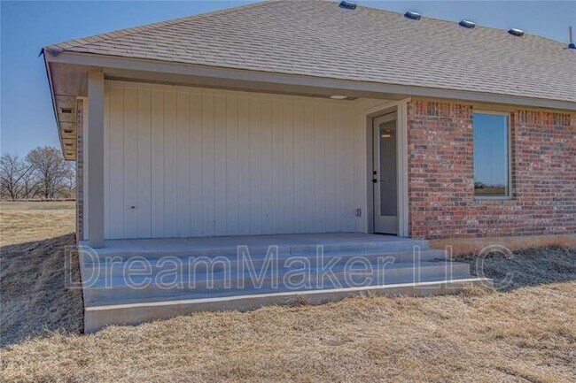 Building Photo - 138 Trimble Dr