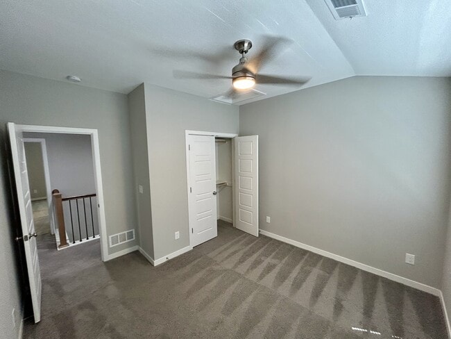 Building Photo - 33065 W 82nd St