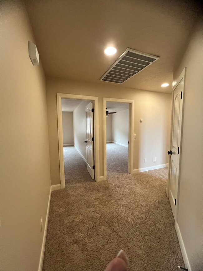 Building Photo - MONTH TO MONTH LEASE ONLY. Beautiful Custo...