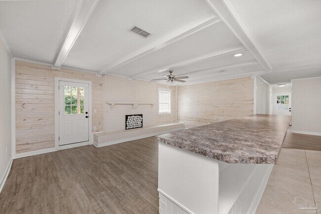 Building Photo - 4490 FL-87