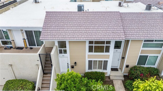 Building Photo - 44 Elksford Ave