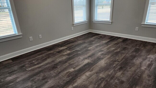 Building Photo - 1815 Fox Den Way