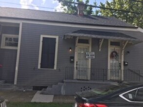 Building Photo - 4438-4440canal