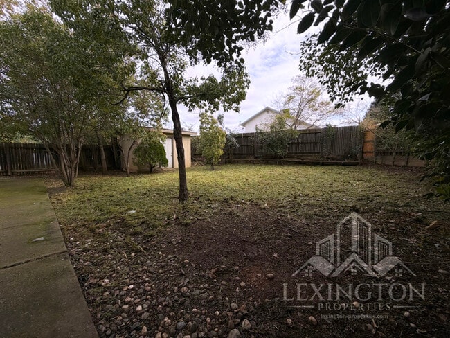 Building Photo - Beautifully Updated, 3BD/2BA Home in Larchmont Sunriver, off Sunrise Blvd. and Coloma Rd.