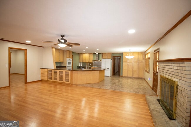 Building Photo - 111 Ashley Ln