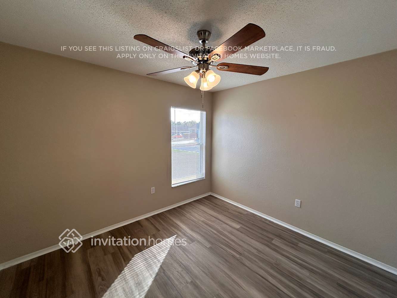 Building Photo - 122 Oak Run Dr