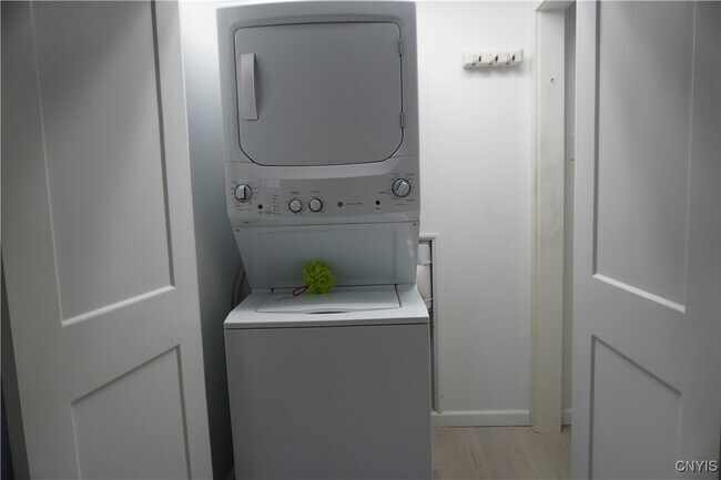 Building Photo - 157 Co Rte 89