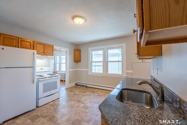 Building Photo - 45 Boulanger Ave