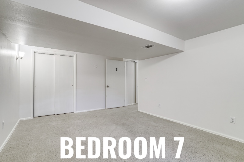 Building Photo - 2860 S Golden Way