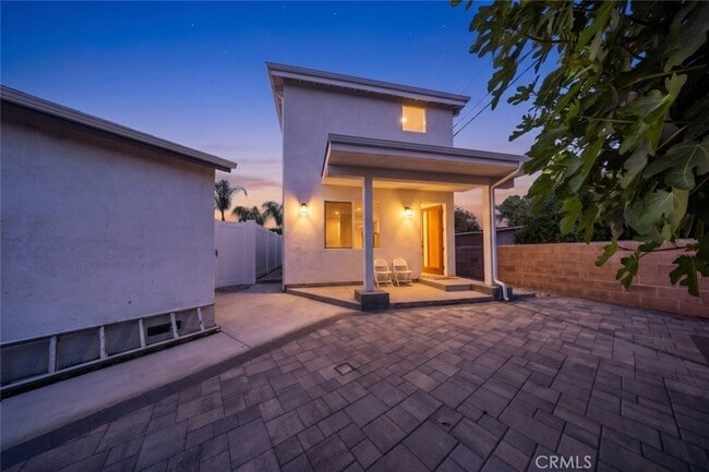 Building Photo - 14827 Dearborn St