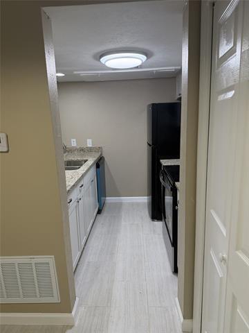 Building Photo - 4638 Country Creek Dr