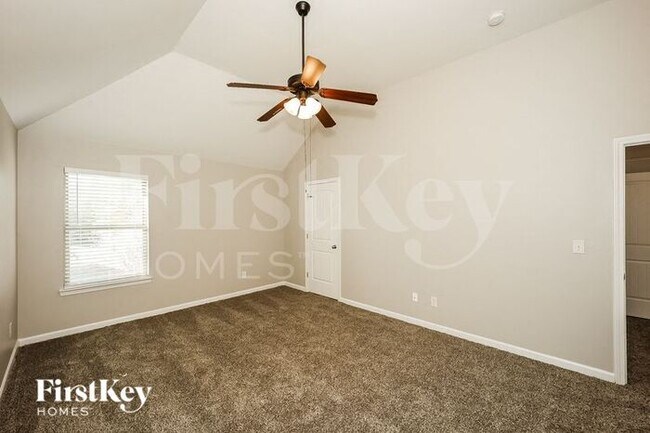 Building Photo - 9172 Overlook Dr