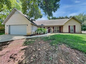 Building Photo - 721 Mize Farm Ct