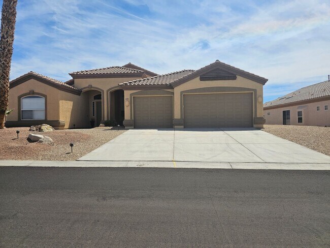 Building Photo - Unfurnished Long Term - Photos Coming Soon