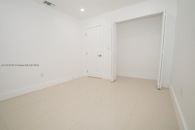Building Photo - 233 NW 53rd Ave