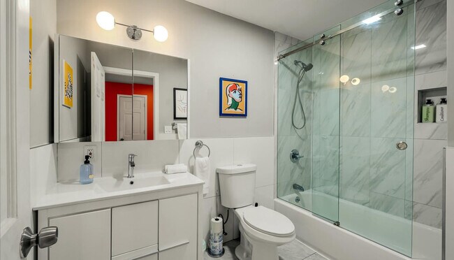 Building Photo - 223 Paxinos Dr