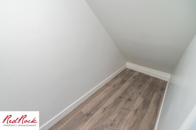 Building Photo - 3 Bedroom Smart Home in Long Valley with Resort-Style Amenities