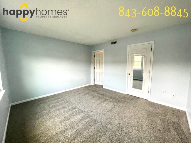 Building Photo - Updated 3 Bedroom, 2 Bath Condo in Carolina Cove of West Ashley!