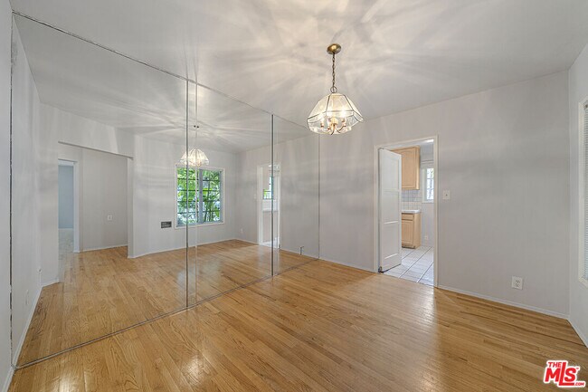 Building Photo - 10374 Ashton Ave