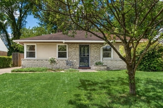 Building Photo - 59 N Ashburton Rd