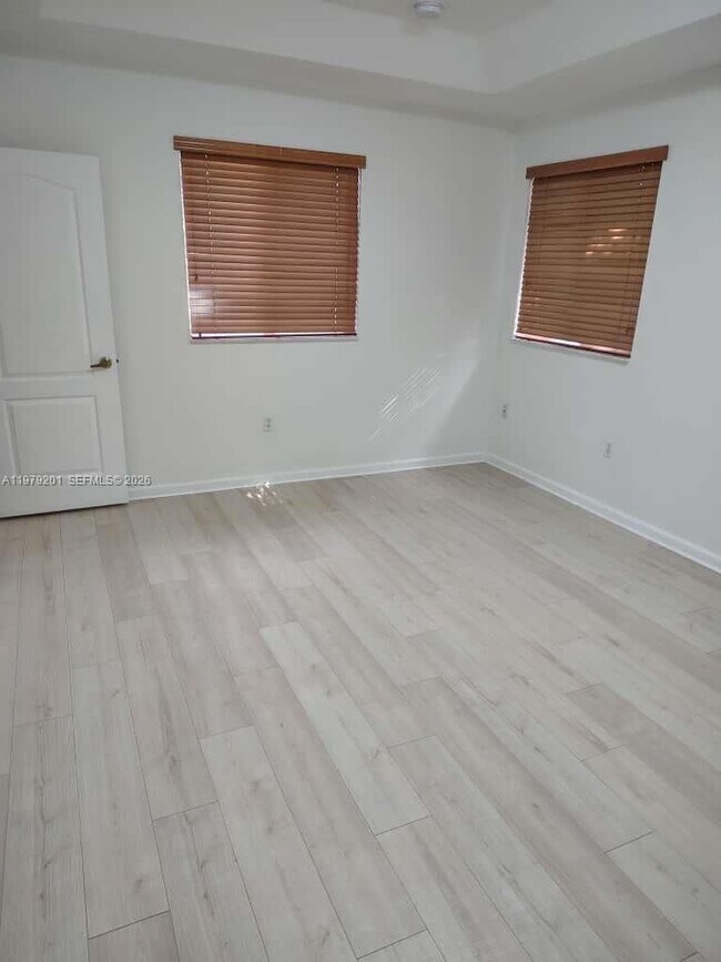 Building Photo - 21207 NW 14th Pl