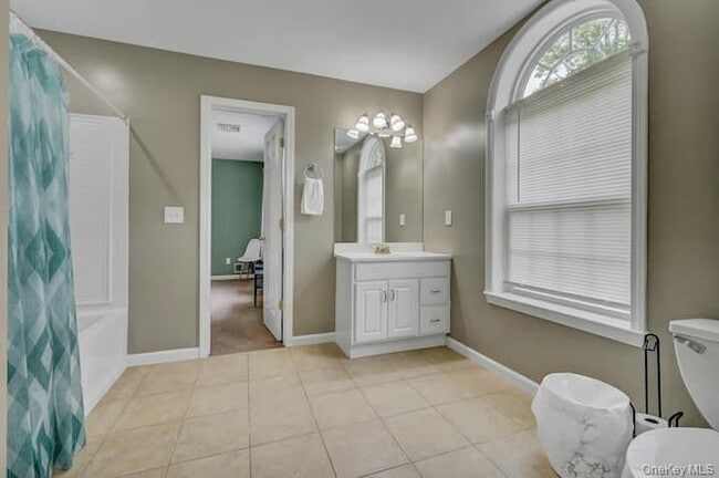 Building Photo - 73 Mountain Rd