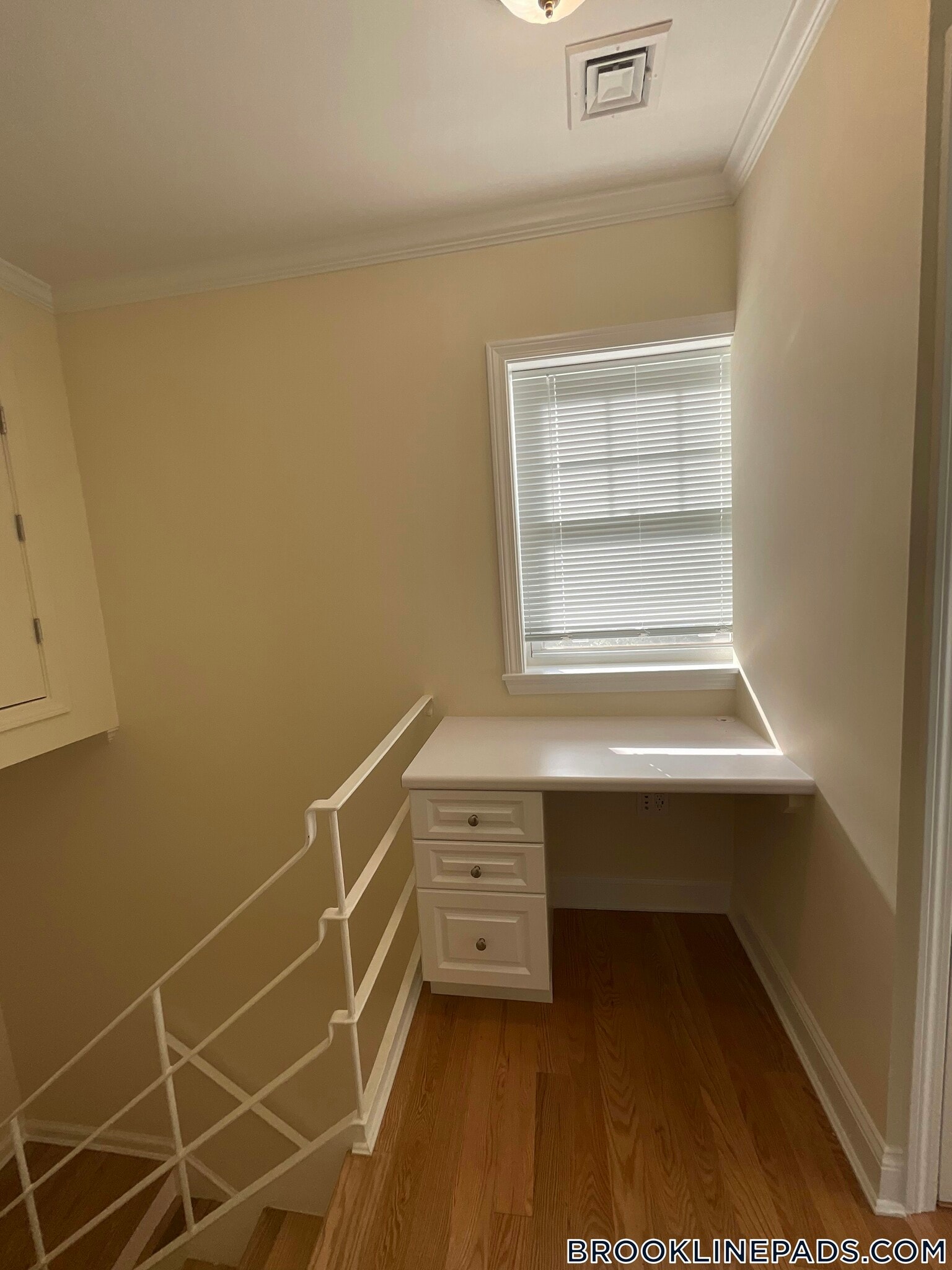 Building Photo - 94 Thornton Rd