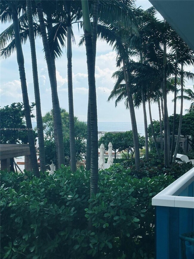 Building Photo - 2301 Collins Ave