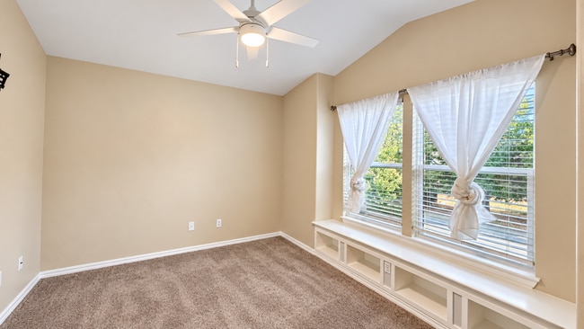Building Photo - 3878 Loch Lomand Way