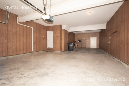 Building Photo - 18880 W 116th St